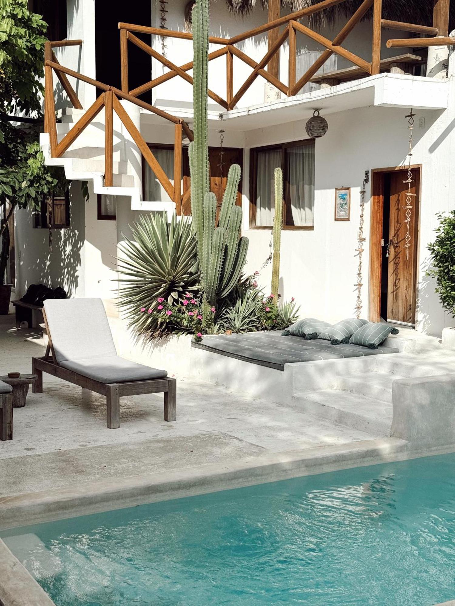 Casa Leone La Punta Hotel Brisas de Zicatela Exterior photo